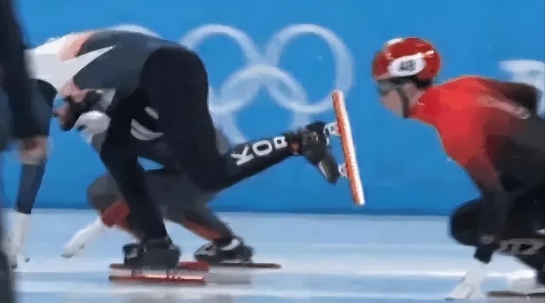 jennie韩国女穿搭,韩国女星jennie穿搭