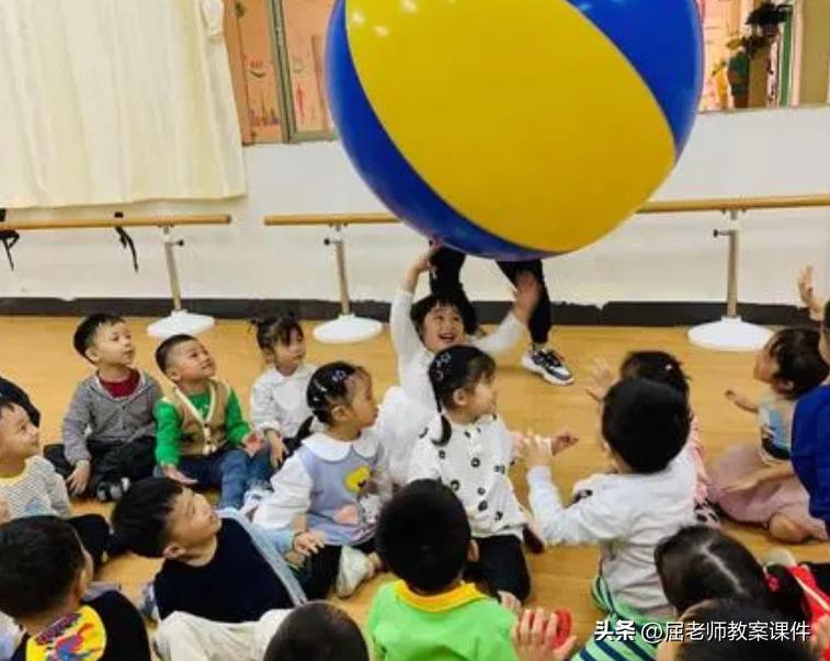 屈老师教小班音乐,屈老师小班美术教案