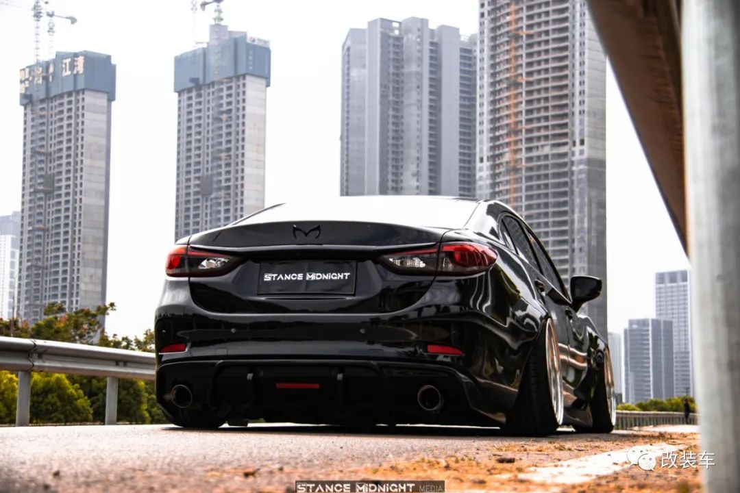 阿特兹超大气,阿特兹车身稳重