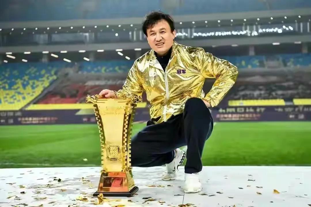 水庆霞弃用两大国脚惹争议,水庆霞执教男足怎么样