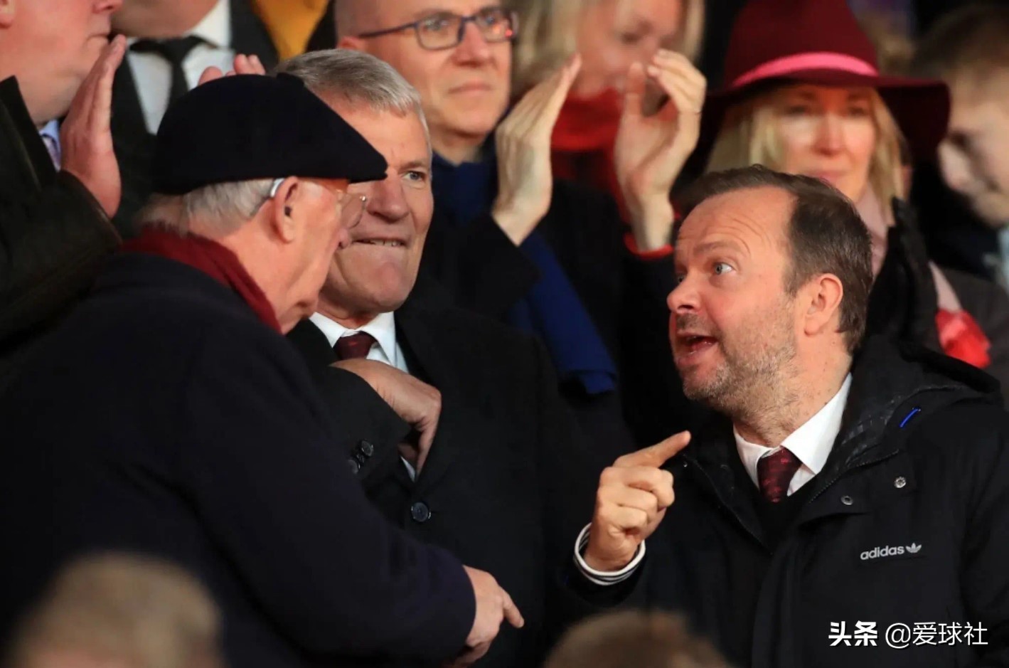 从绝对权力到权威丧失，主教练在格雷泽家族的操控下迷失