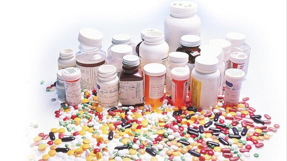 胸膜炎的胸痛和肺癌的痛哪个严重,经常胸闷咳嗽是不是肺癌