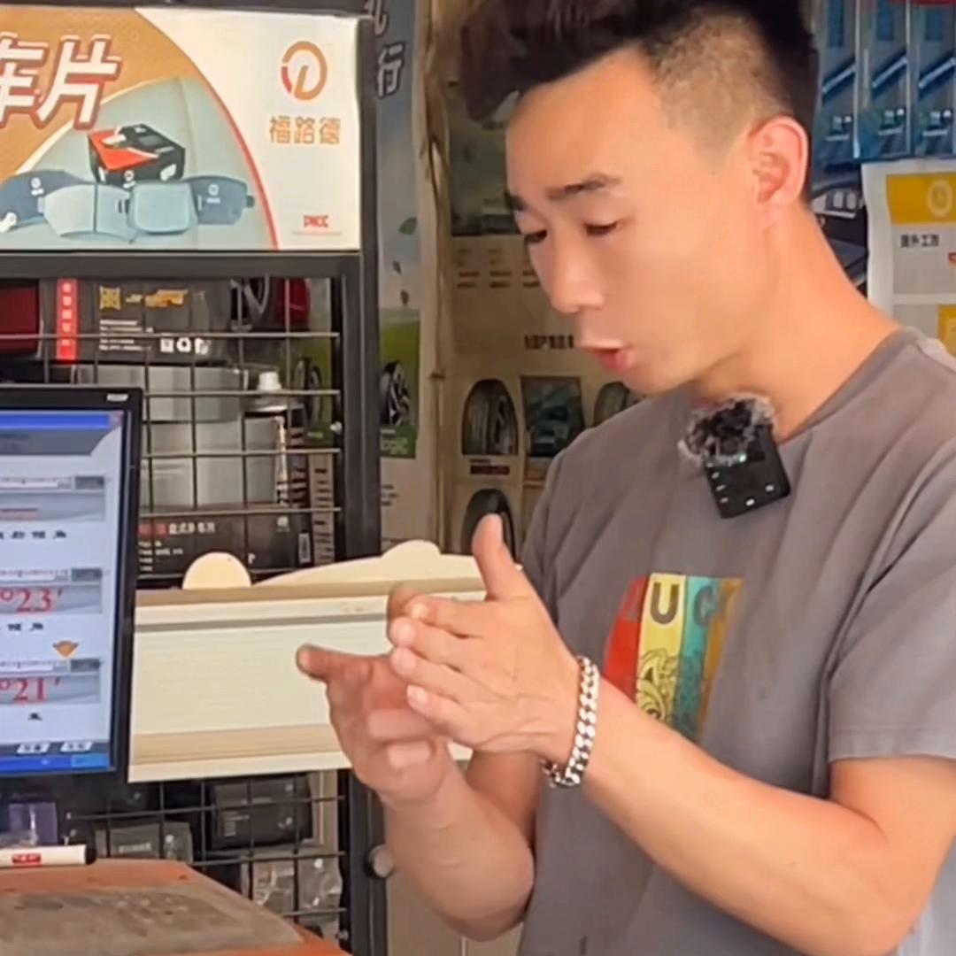 哪里有专业做四轮定位的店家,四轮定位多久做一次同城好店推荐