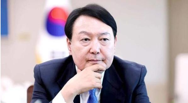 韩国总统访问美国仪式,韩国总统十三年首访美国