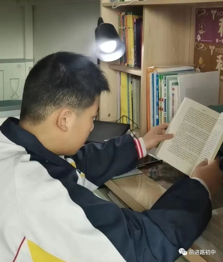 临渭区前进路初中史雨泽原创：传承艺术经典，绘就精彩人生