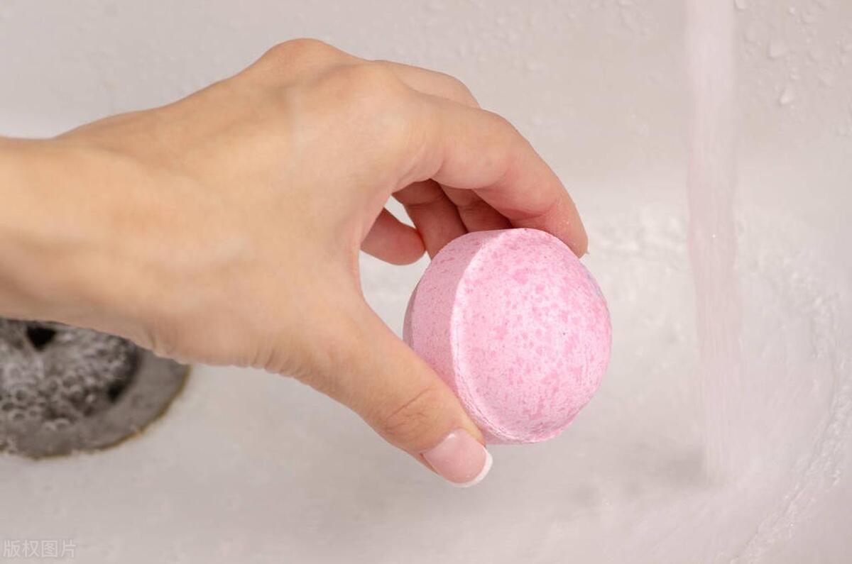 男性潮湿瘙痒是什么原因造成的,男性附睾表皮潮湿瘙痒挂什么科