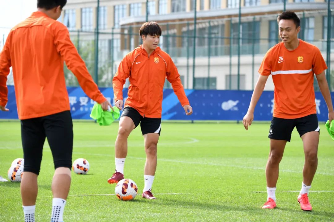 比赛胜负关键球员发挥心态,球员需平和心态对待比赛