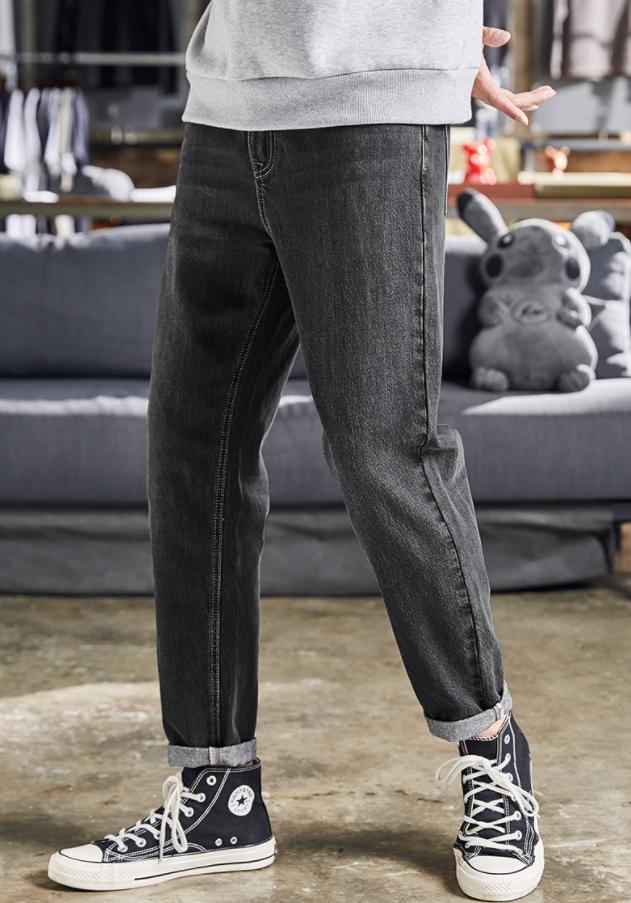 大牌男装简约百搭型男牛仔裤960,专柜正品百搭破洞型男牛仔裤618