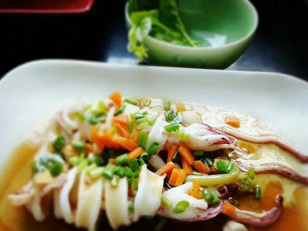 舟山美食海鲜面鱼肠,大连海鲜笔管鱿鱼