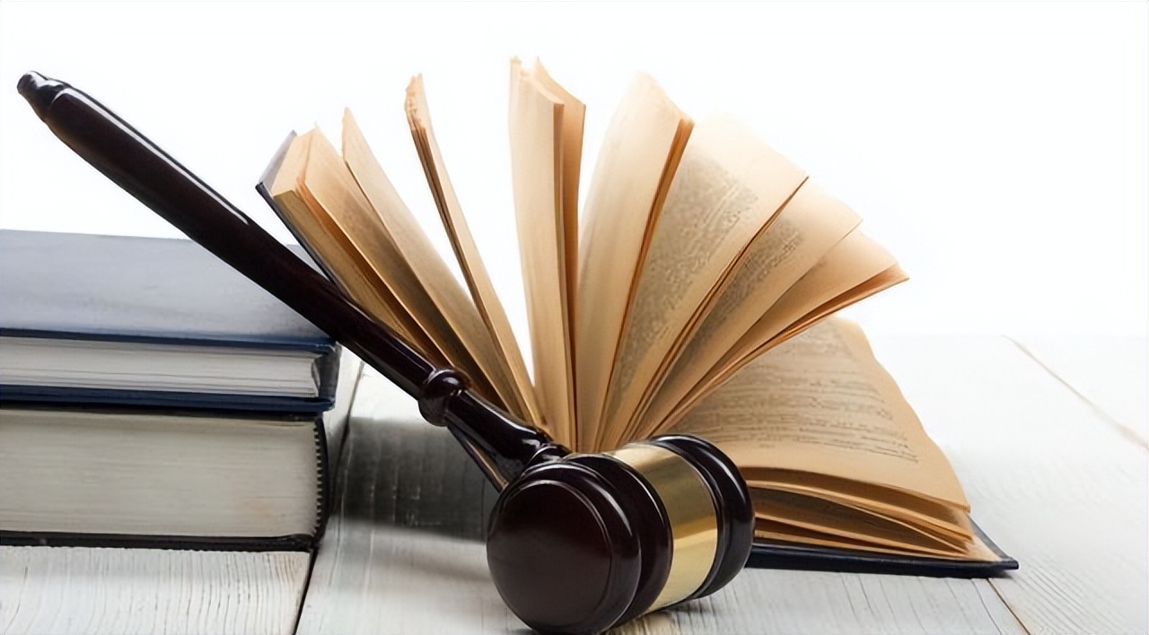 母驴与邻居家公驴配种，之后却意外死亡，农户气不过将其告上法庭