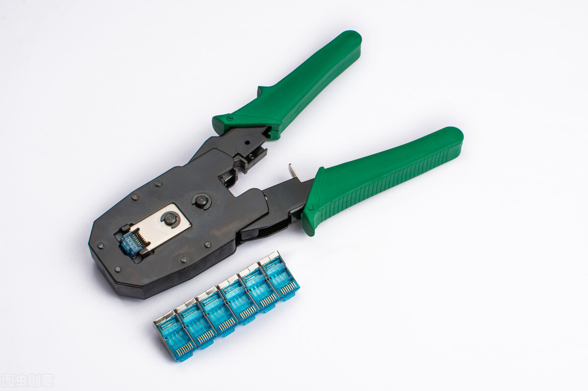 水晶头接线标准示意图,水晶头端口正确接线方法