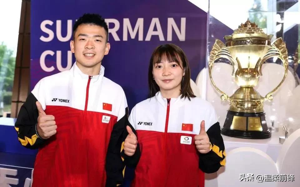 中国队半决赛击败日本决赛击败击败韩国国羽实现苏迪曼杯三连冠!