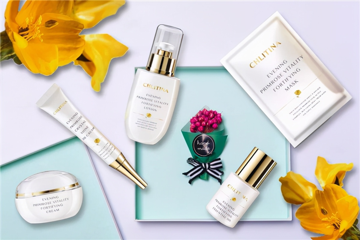 保持少女感护肤神器,保持紧致轮廓的秘密武器