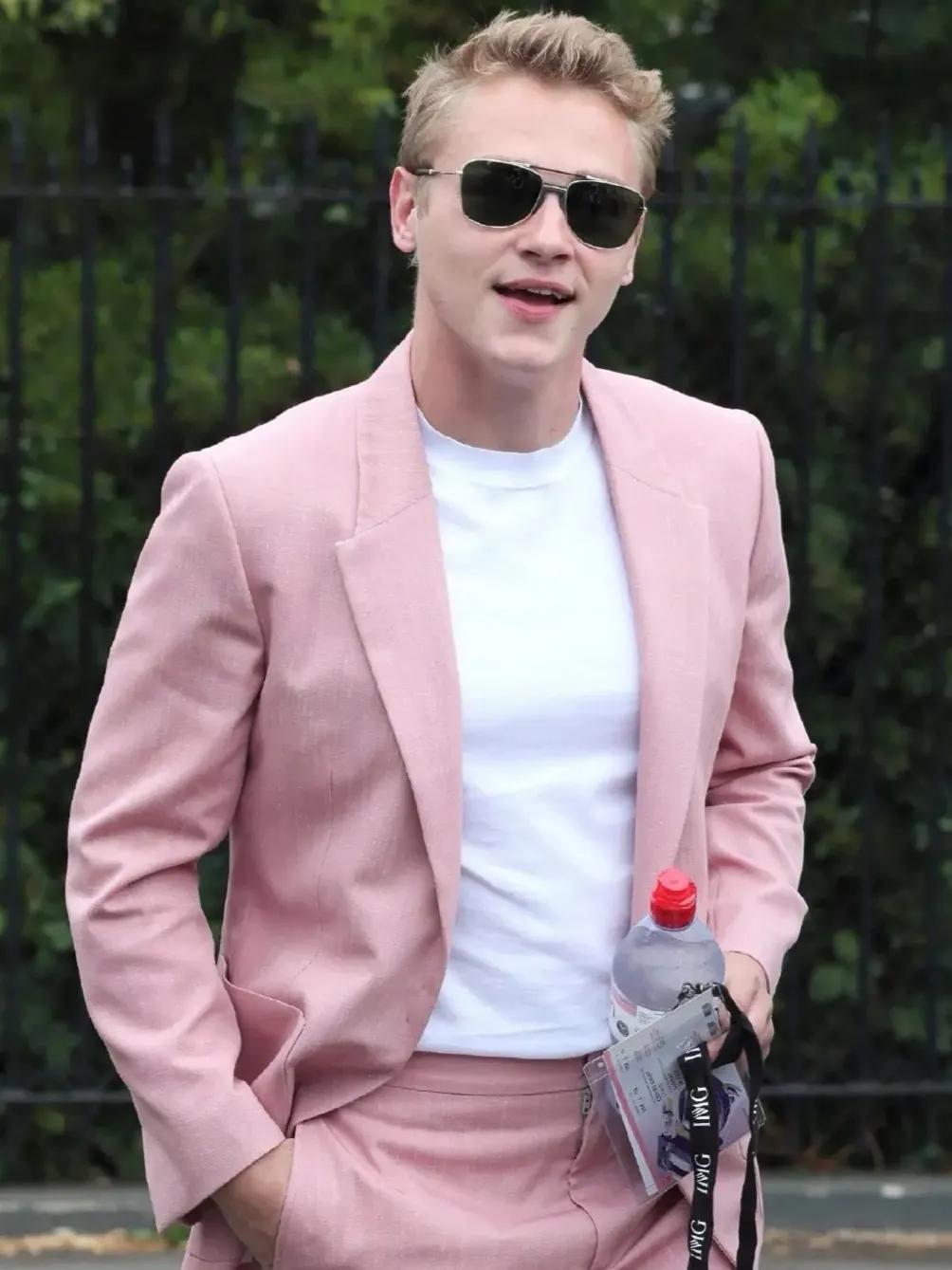 欧美明星8部好片｜花花本·哈迪