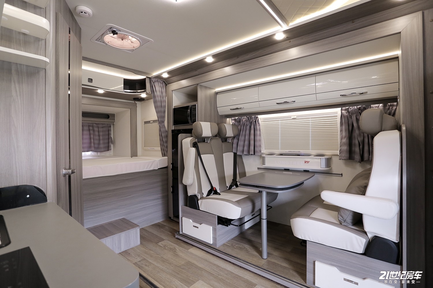 太快了！高压快充2.5小时充满10度电！隆翠C620这么猛？