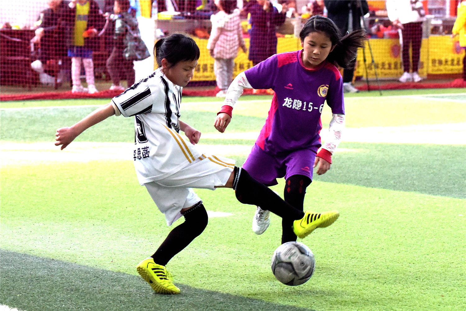桂林翠竹小学足球赛,桂林市临桂区第一小学足球赛
