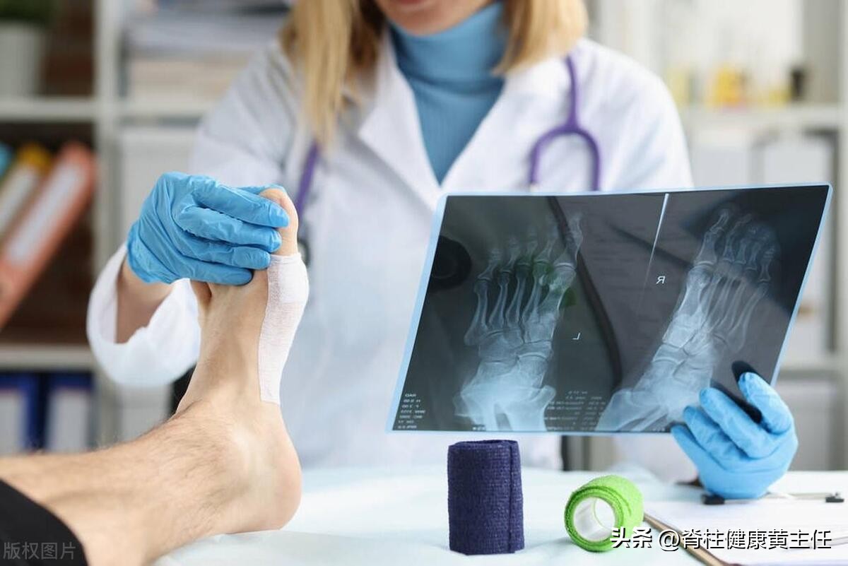 崴过脚后遗症2年了脚侧着压还疼,崴脚了留下后遗症怎么办