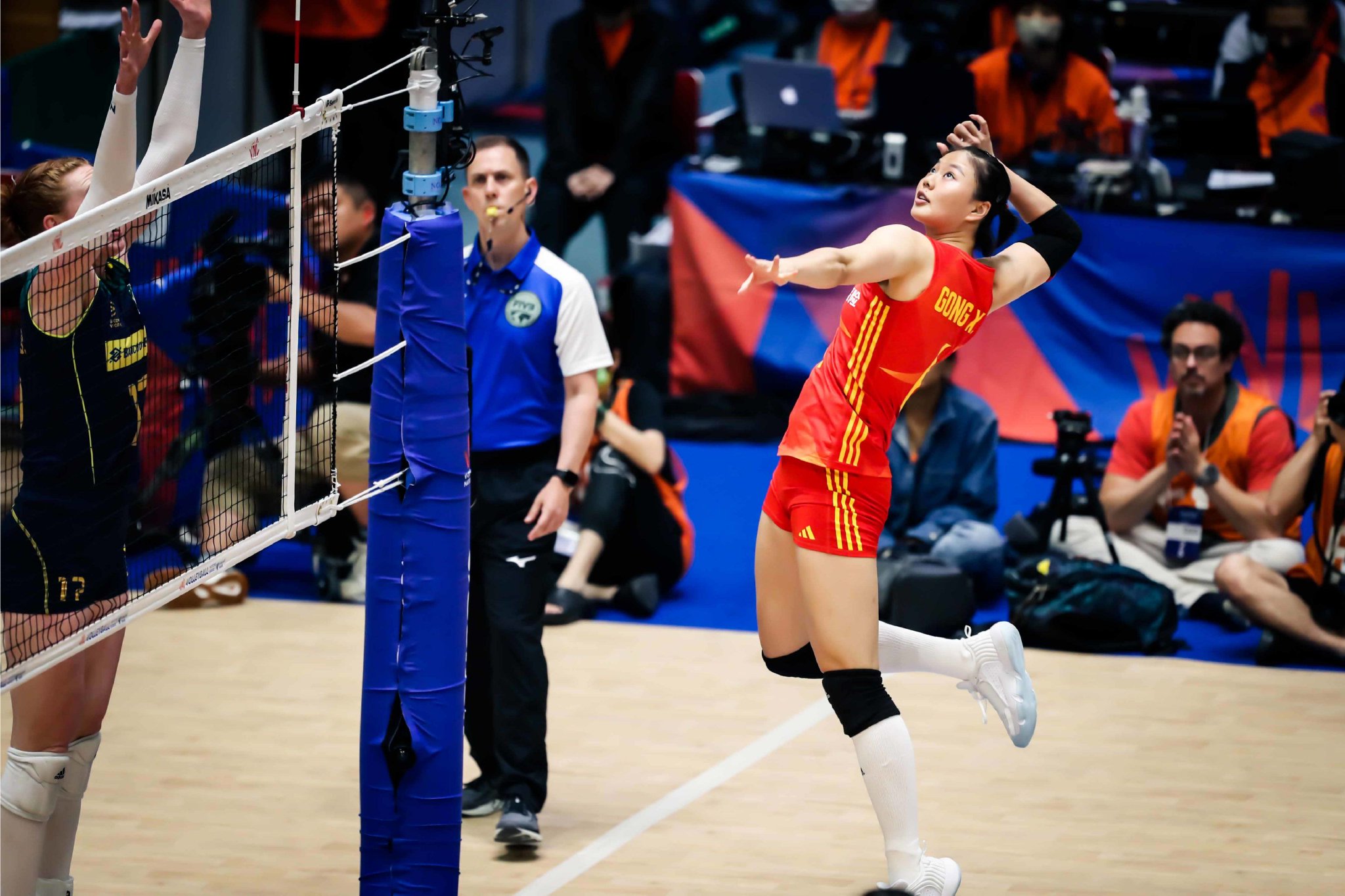 世联赛中国女排情况,世联赛中国女排首获亚军