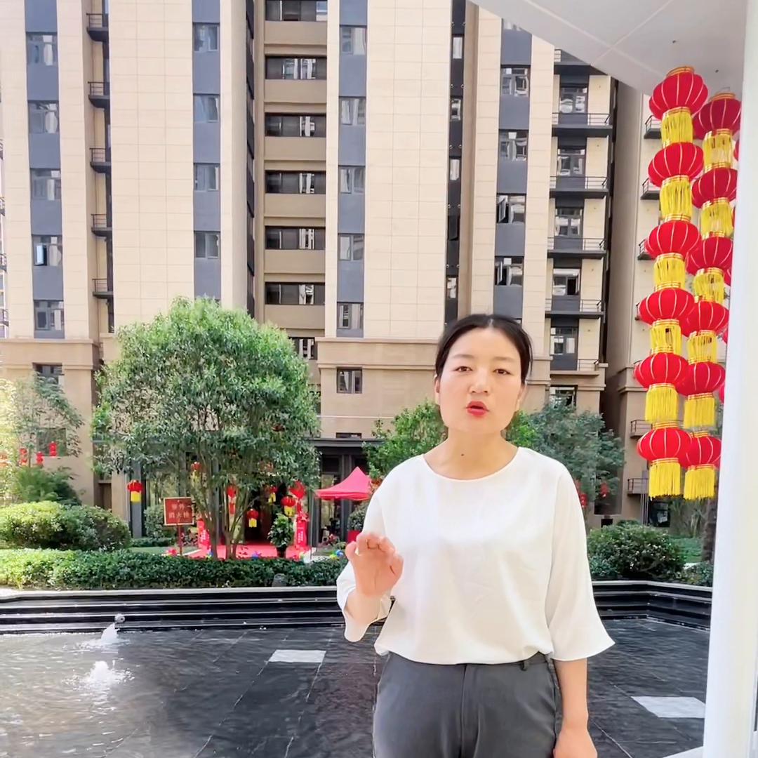 现在新房成了交房就维quan;减配成了标配，哎真的是时...