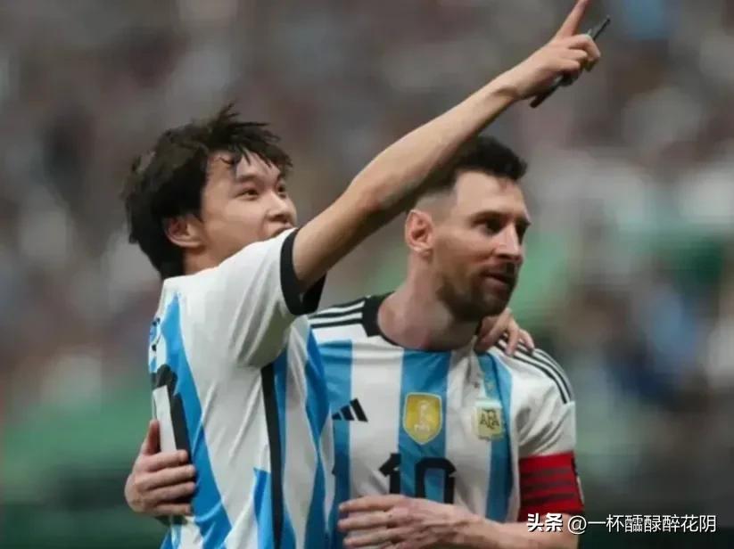 春风得意马蹄疾仰天大笑出门去,春风得意马蹄疾拔剑四顾心茫然