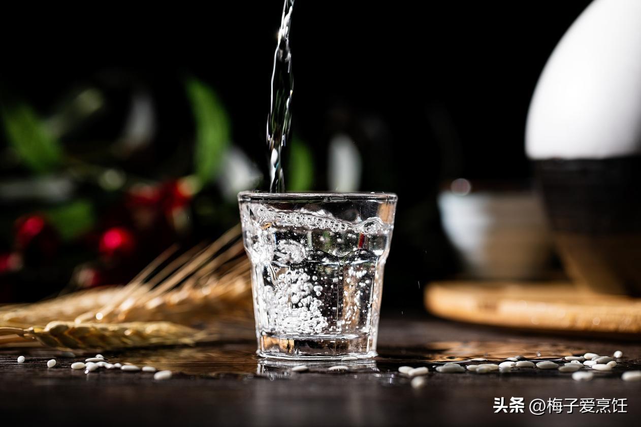 15元一瓶牛栏山酒图片,15一瓶的牛栏山多少钱一箱