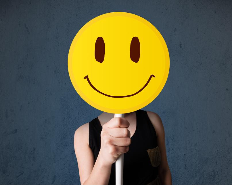 外阴白斑不痒了下一步怎么治疗呢,外阴白斑的物理治疗需要住院吗