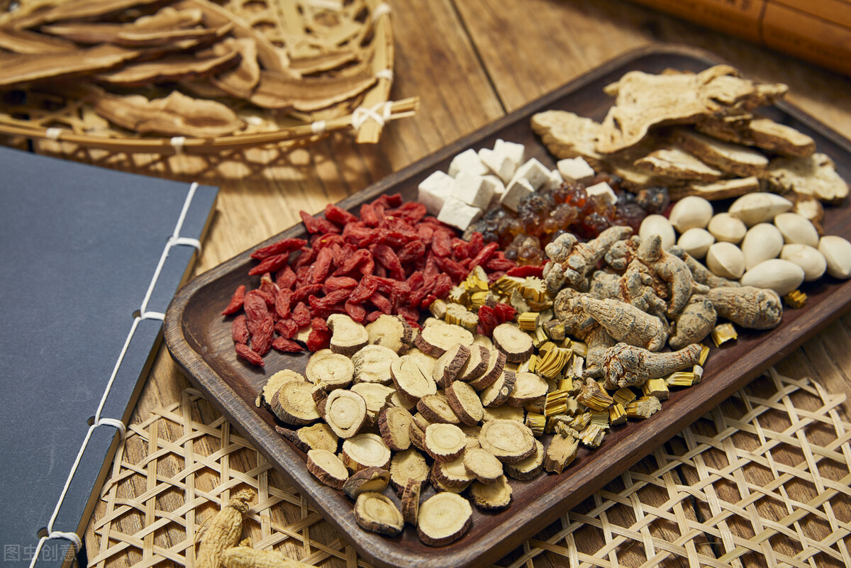 月经推迟吃什么方子,44岁月经推迟10天还不来怎么办