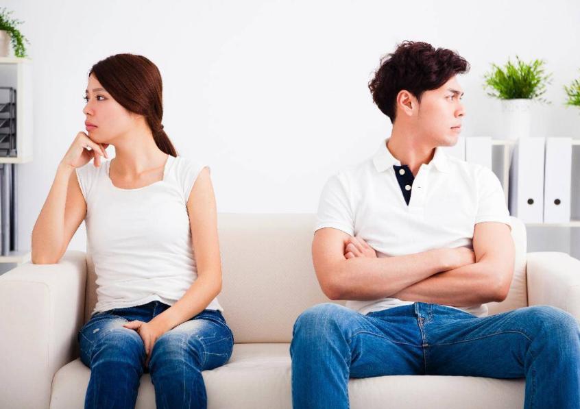 “办事”时用润滑剂，对夫妻双方有害吗？别害羞，男女都该了解下