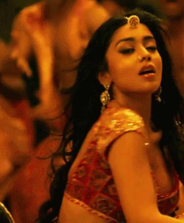 长期穿着内衣睡觉会有什么危害,女性穿错内衣的危害你知道几个