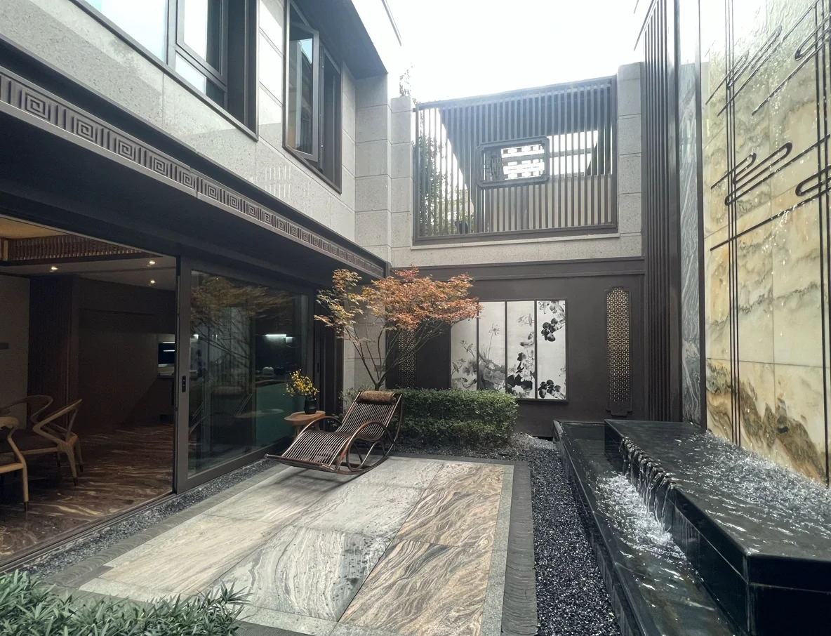 联排别墅和独栋的优劣势,市区联排别墅前景