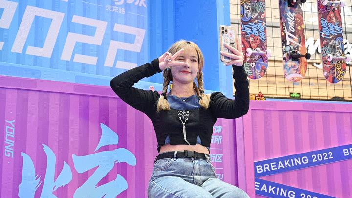 打卡赛博朋克烧烤店,赛博朋克打卡美陈