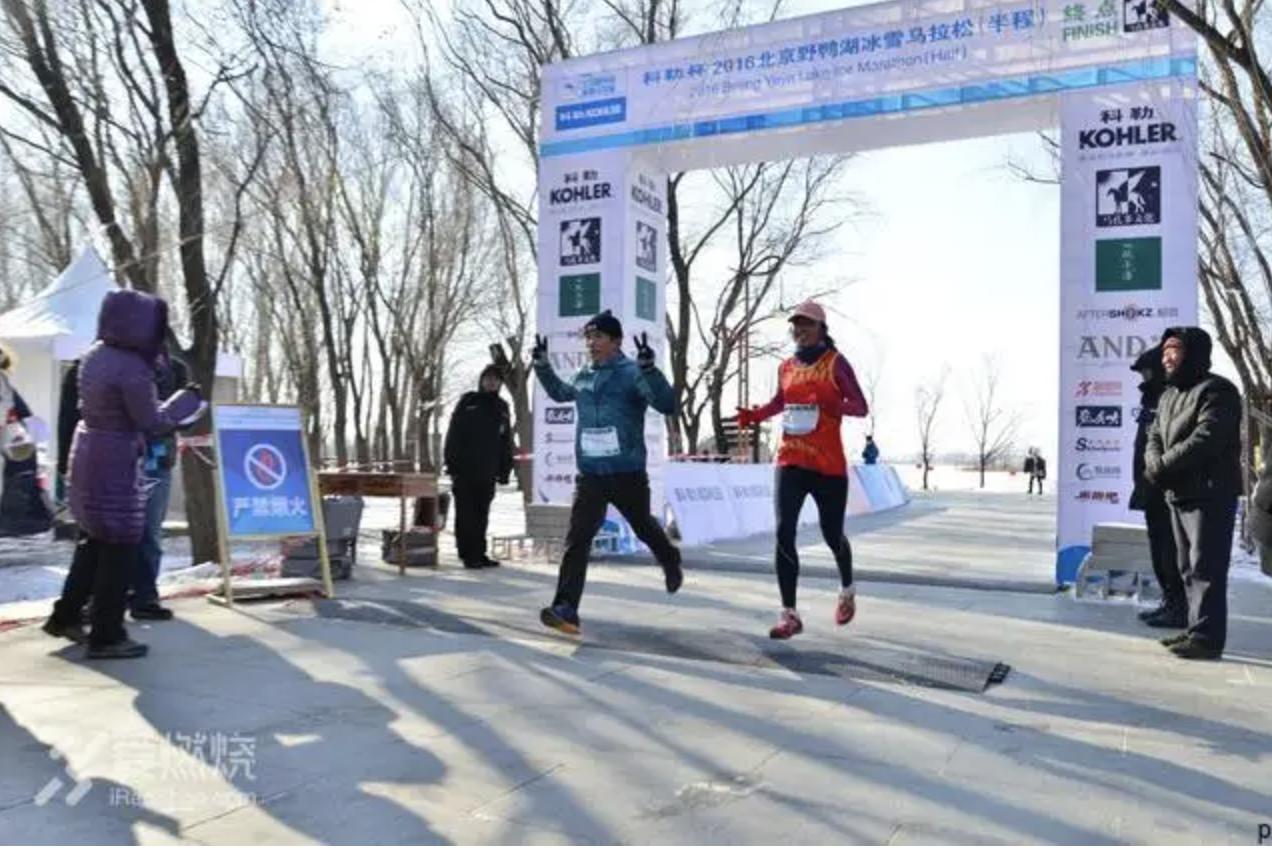 2016北京马拉松前十名,今天北京马拉松比赛