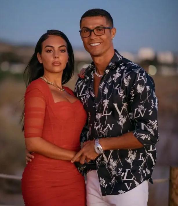 心疼c罗的几个瞬间,心疼c罗的网友