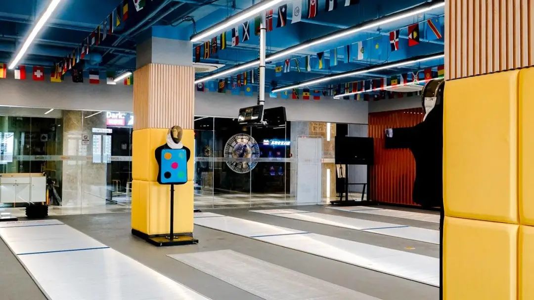 儿童击剑运动员下肢力量训练,少儿运动击剑