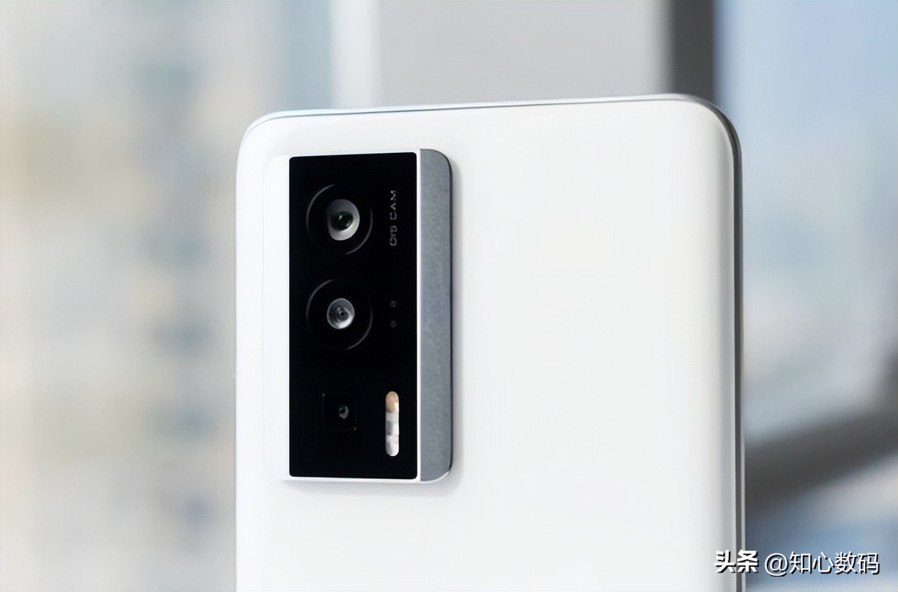 三星2K屏+5500mAh,现已跌至1877元,还是12GB+512GB