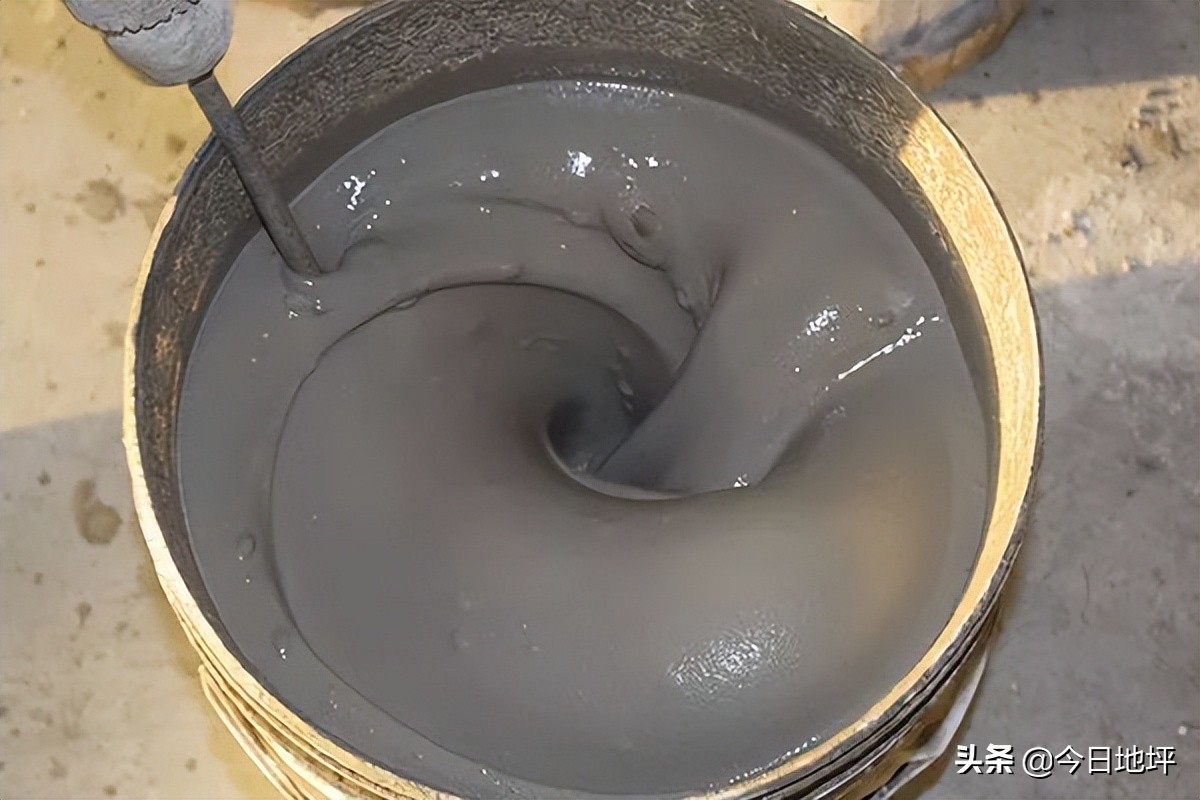 水泥基自流平开裂空鼓是怎么回事,自流平空鼓开裂对贴地板有影响吗