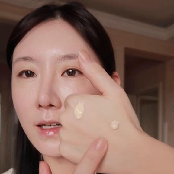 香缇卡隔离提亮效果好吗,香缇卡隔离适合白皮妹子么