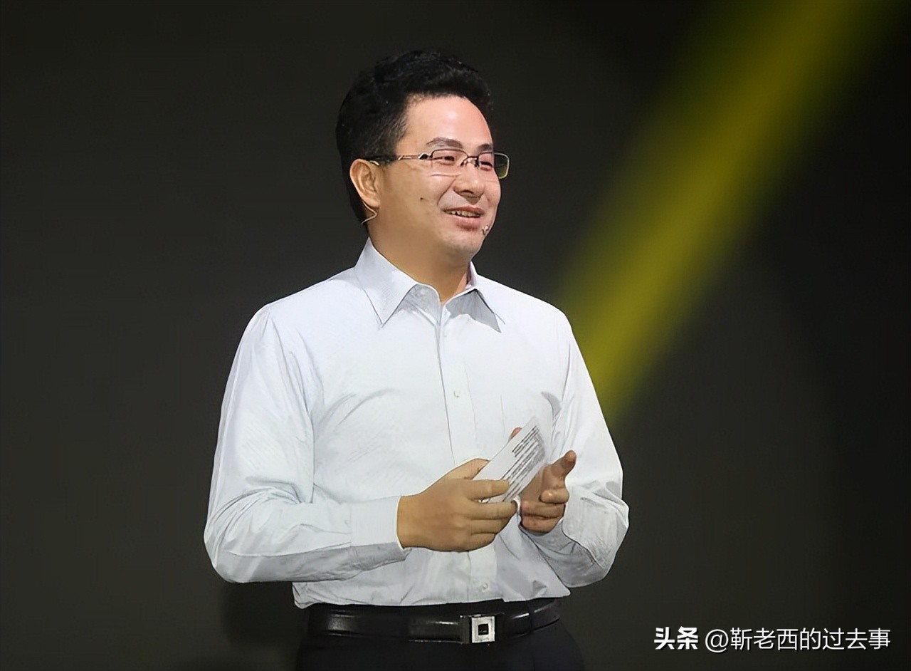 一把牌输7亿美金，欠债200多亿跑路，金立手机创始人至今去向成谜