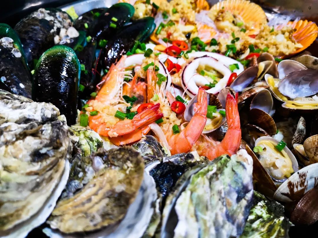 这座海滨小城可真美丽,小众旅行海边小城市