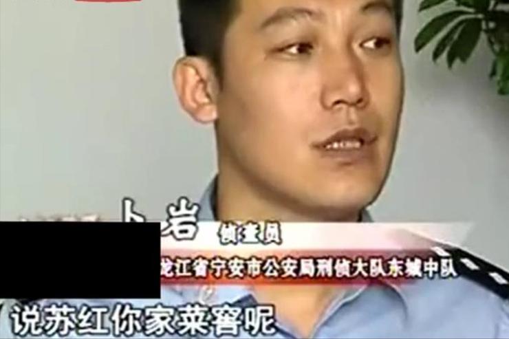 黑龙江菜窖藏尸案视频,东北女子杀老公13年藏自家菜窖