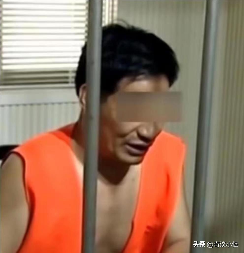 山东一男子为赚钱，花4000元开了一家假银行，引众多村民来存款