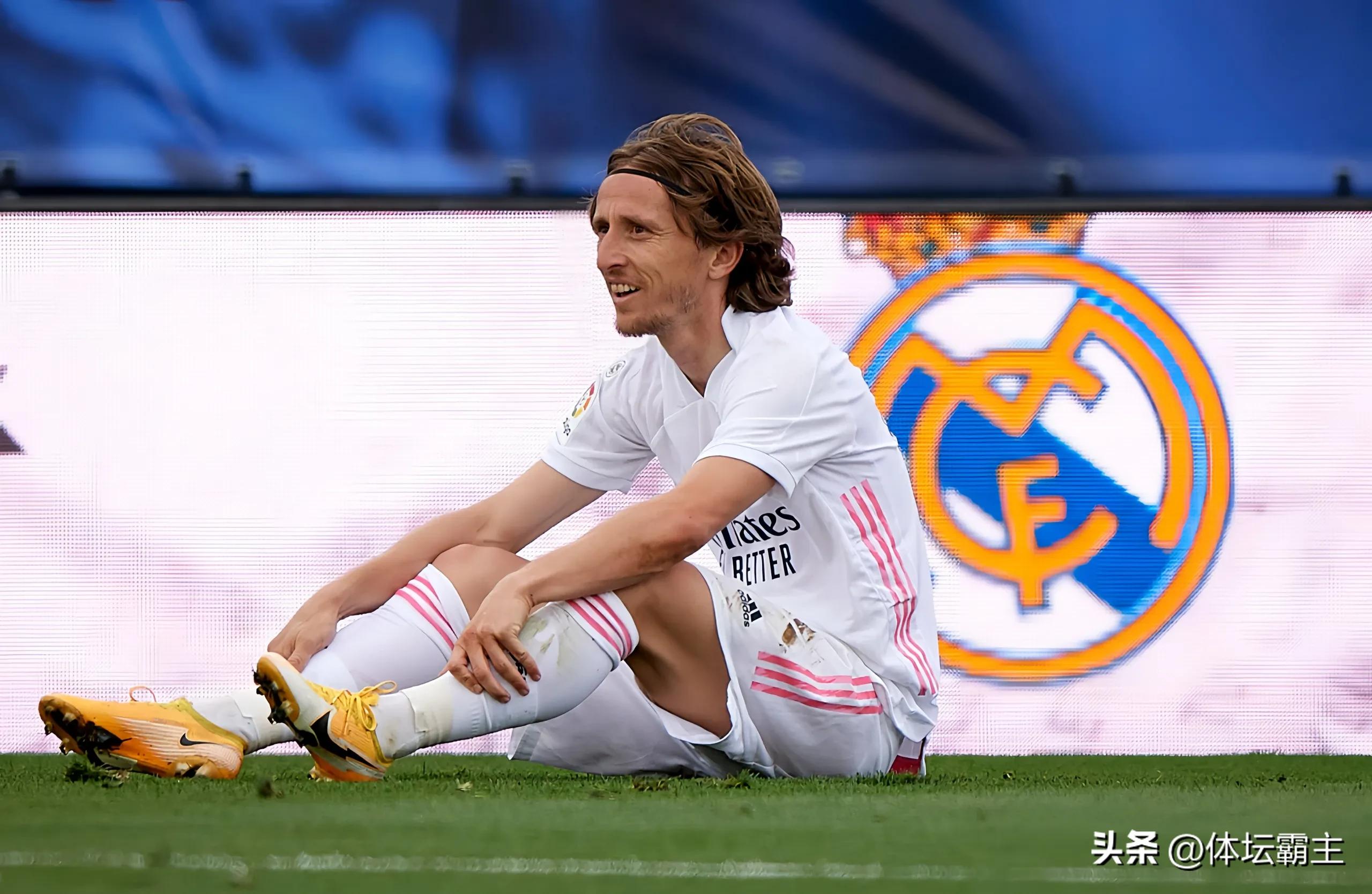 皇马3-2逆转塞维利亚,皇马3比2逆转那不勒斯