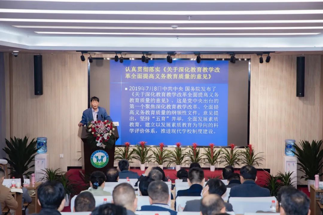 聚焦“雨花石文化”！50余位校长走进南京这所职校共话校园建设！