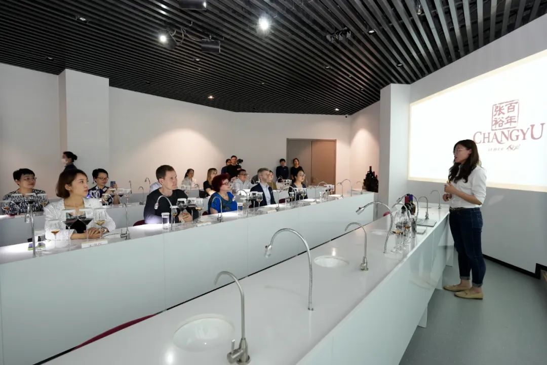 张裕访华贵宾用酒,张裕梅兰竹菊红酒