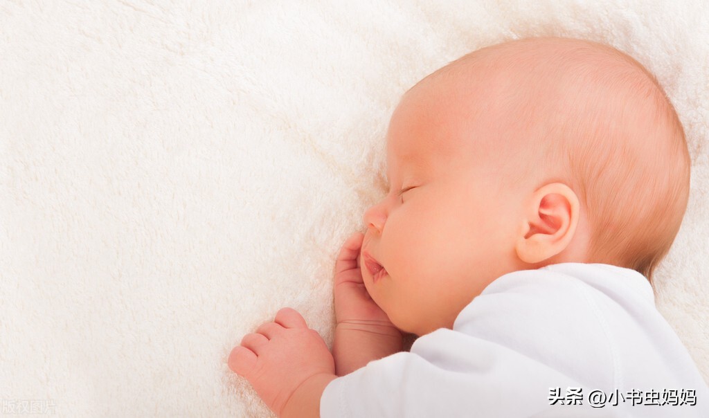 宝宝睡眠浅容易醒是怎么回事,20天婴儿睡眠浅容易醒是什么原因