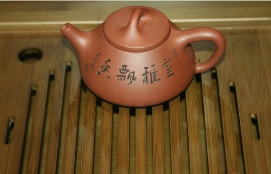 紫砂壶漏水怎么办,紫砂壶倒水漏水