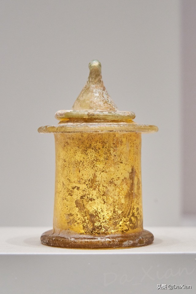 异彩纷呈：古代东西文明交流中的玻璃艺术之三（4）