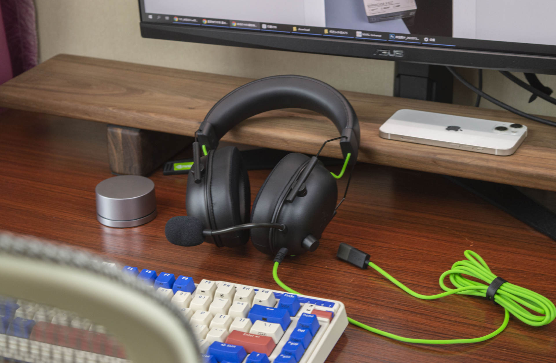 razer雷蛇旋风黑鲨v2x和平精英,雷蛇旋风黑鲨V2游戏耳机