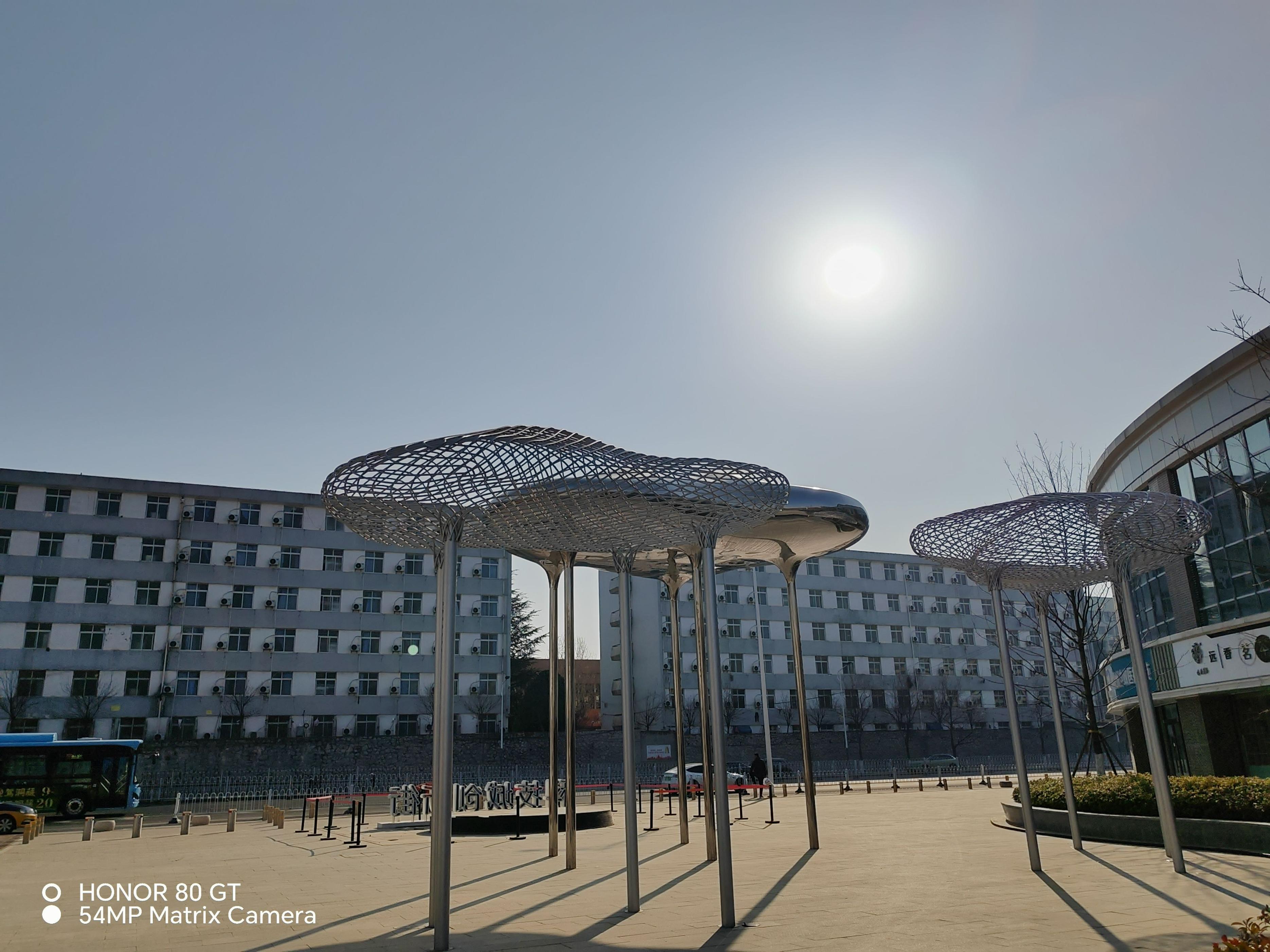 硬核实测，荣耀80GT对阵iQOO11，差价上千能带来多少体验差异？