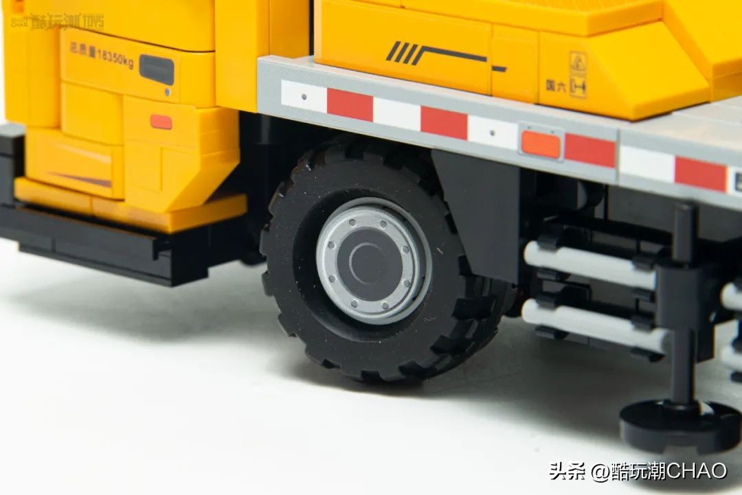 森宝积木三一重工系列拼搭视频,森宝积木三一重工吊车拼装视频